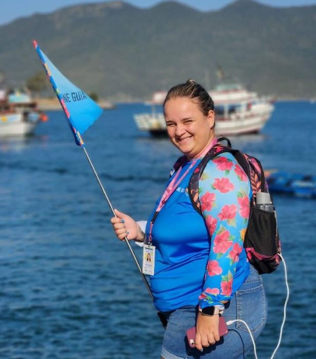 Alline Bruna Guia de Turismo
